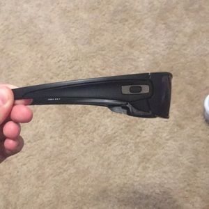 Men’s Oakley Sunglasses